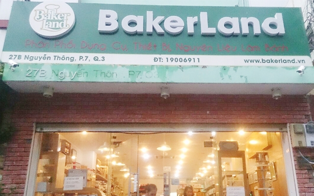 Tọa lạc tại quận three, Bakerland là một trong những cửa hàng bán vật liệu và phương tiện làm bánh được nhiều ý trung nhân thích và tin dùng vào sản phẩm nơi đây